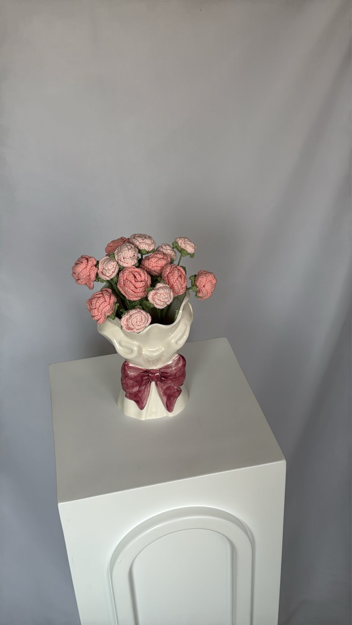 pink bow vase