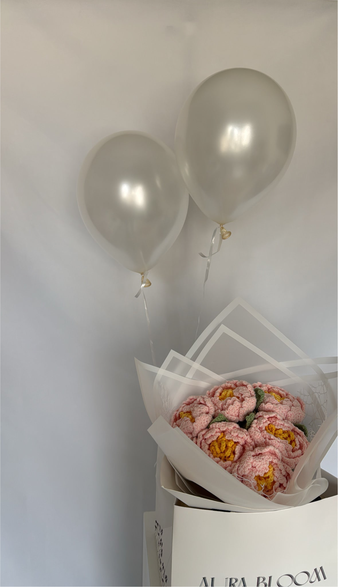 pearly balloons