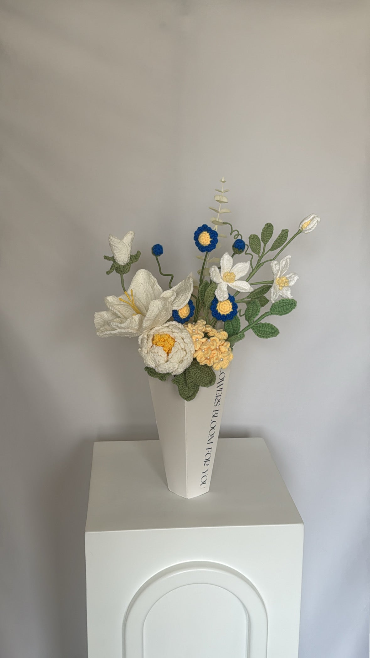 starry night bouquet 🌌⋆｡ﾟ