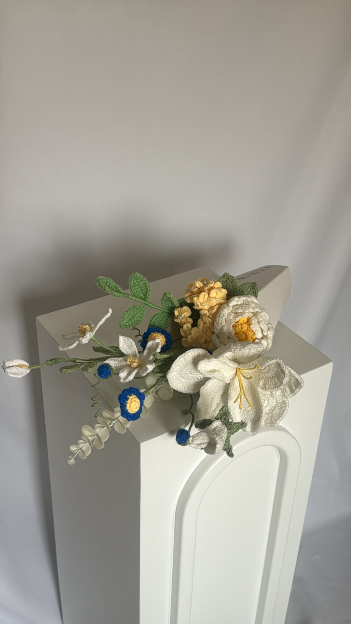 starry night bouquet 🌌⋆｡ﾟ