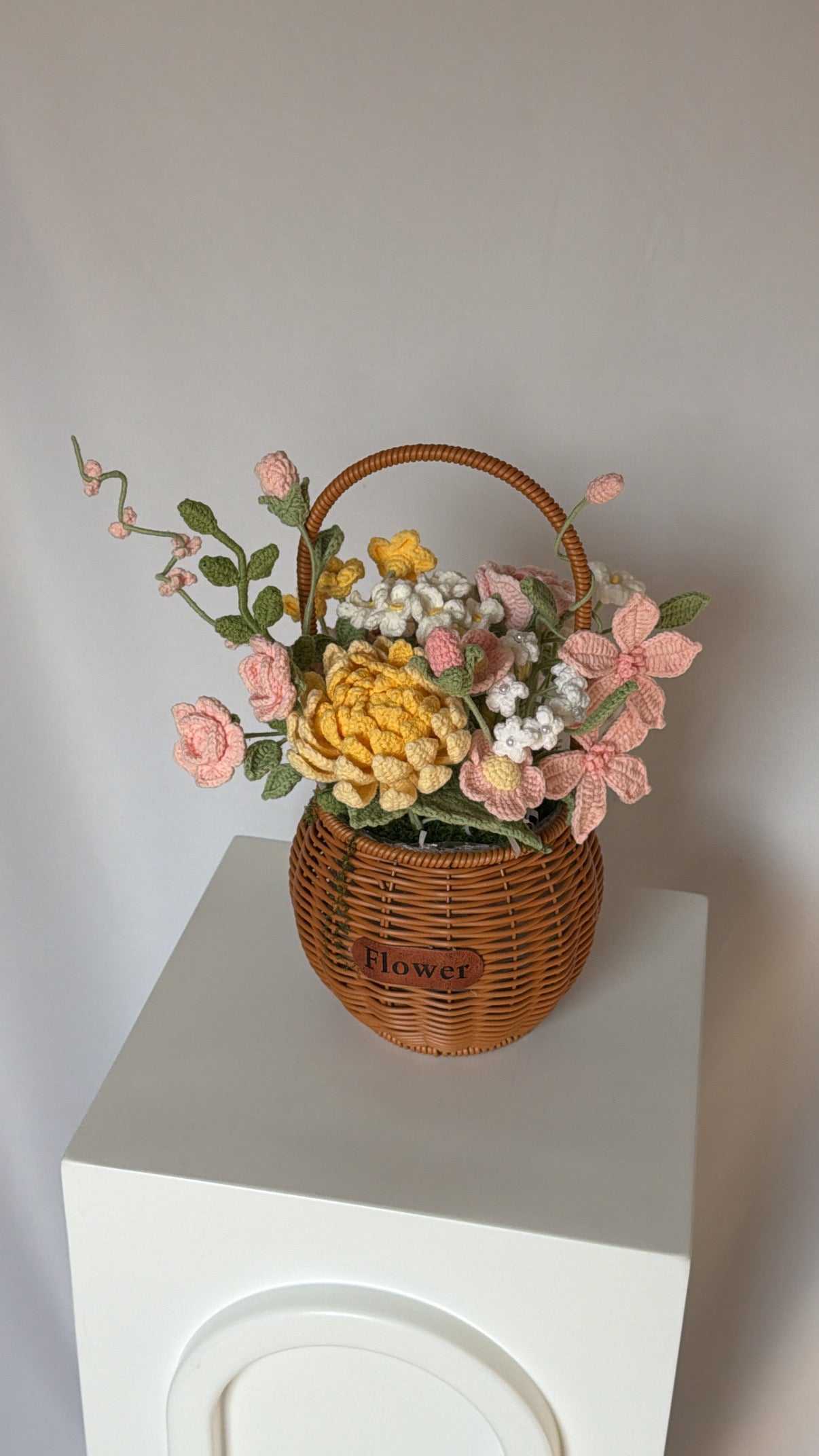 dahlia basket