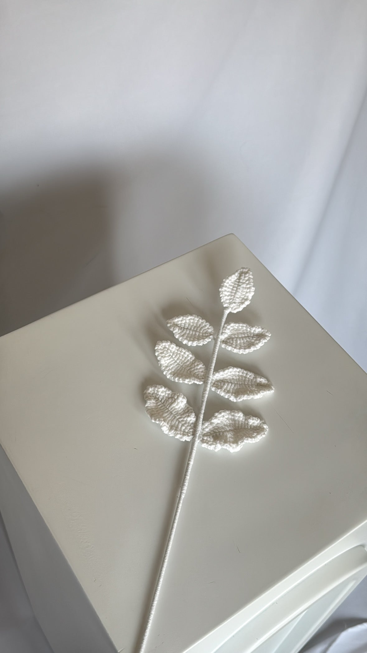 white leaves