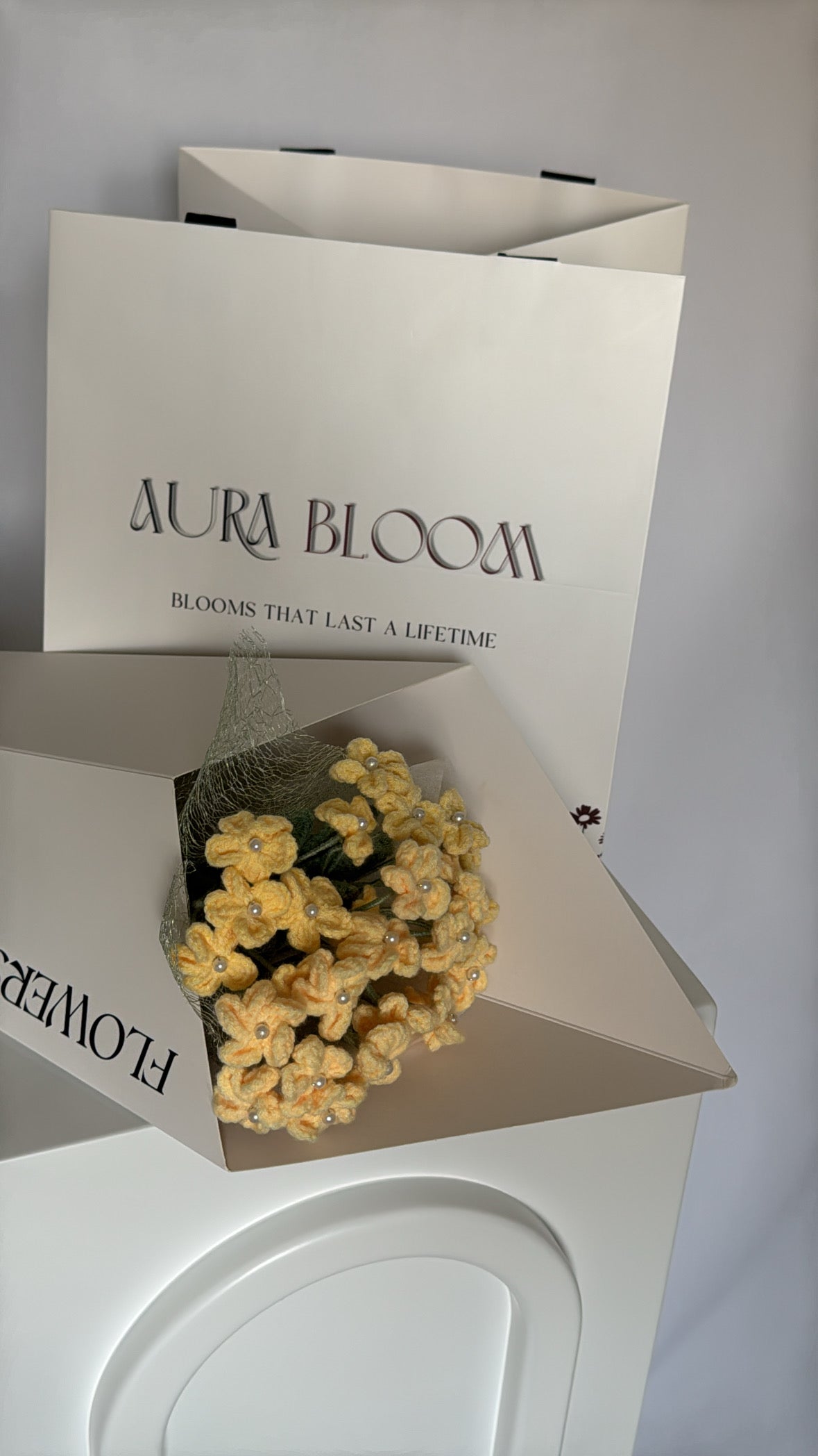 pearlescent hydrangeas