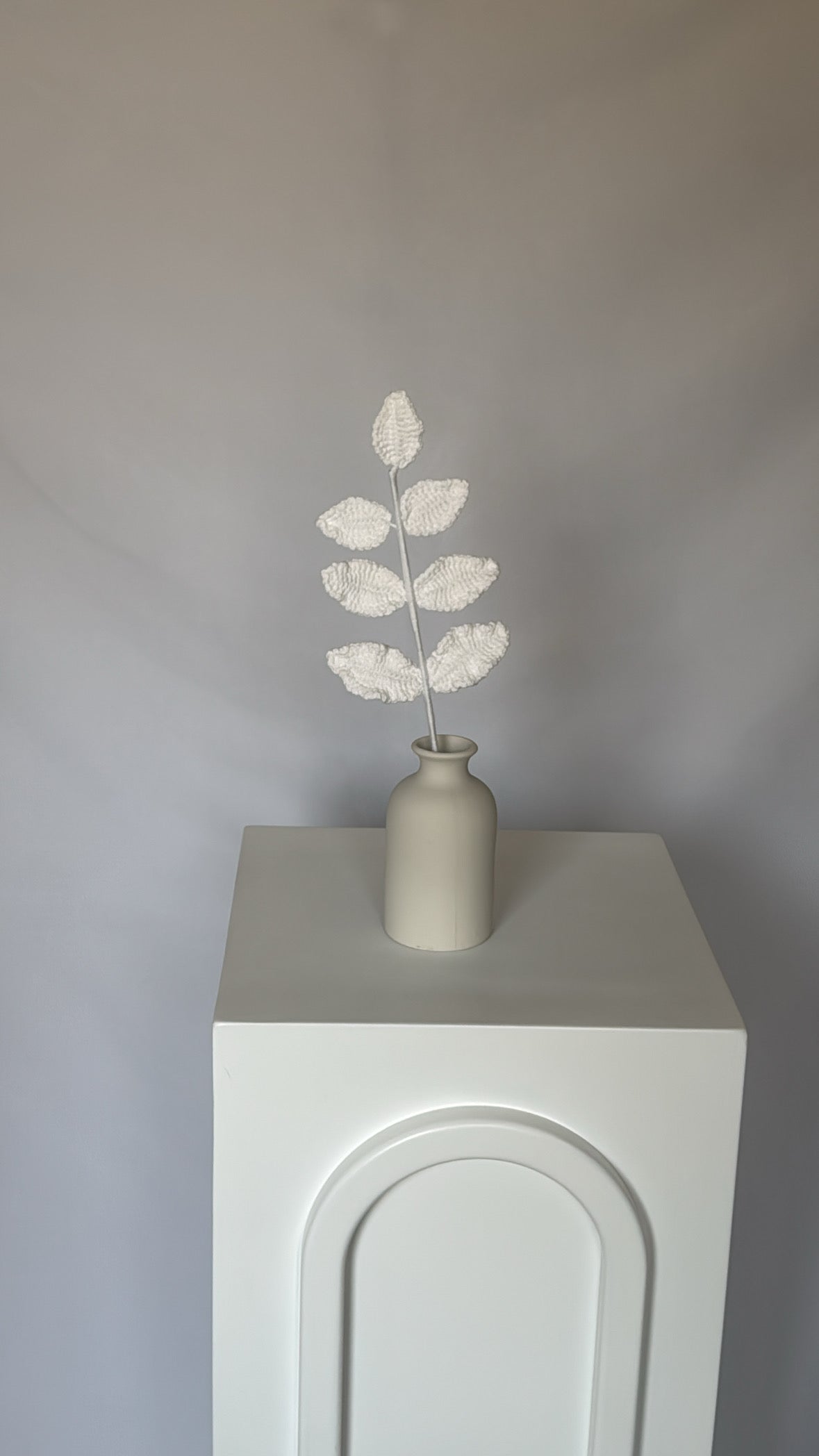 white leaves