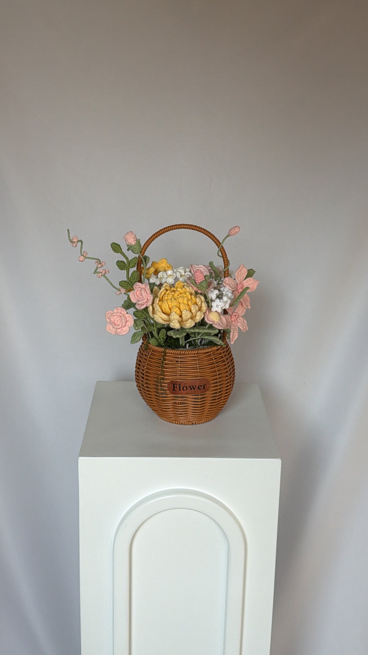 dahlia basket