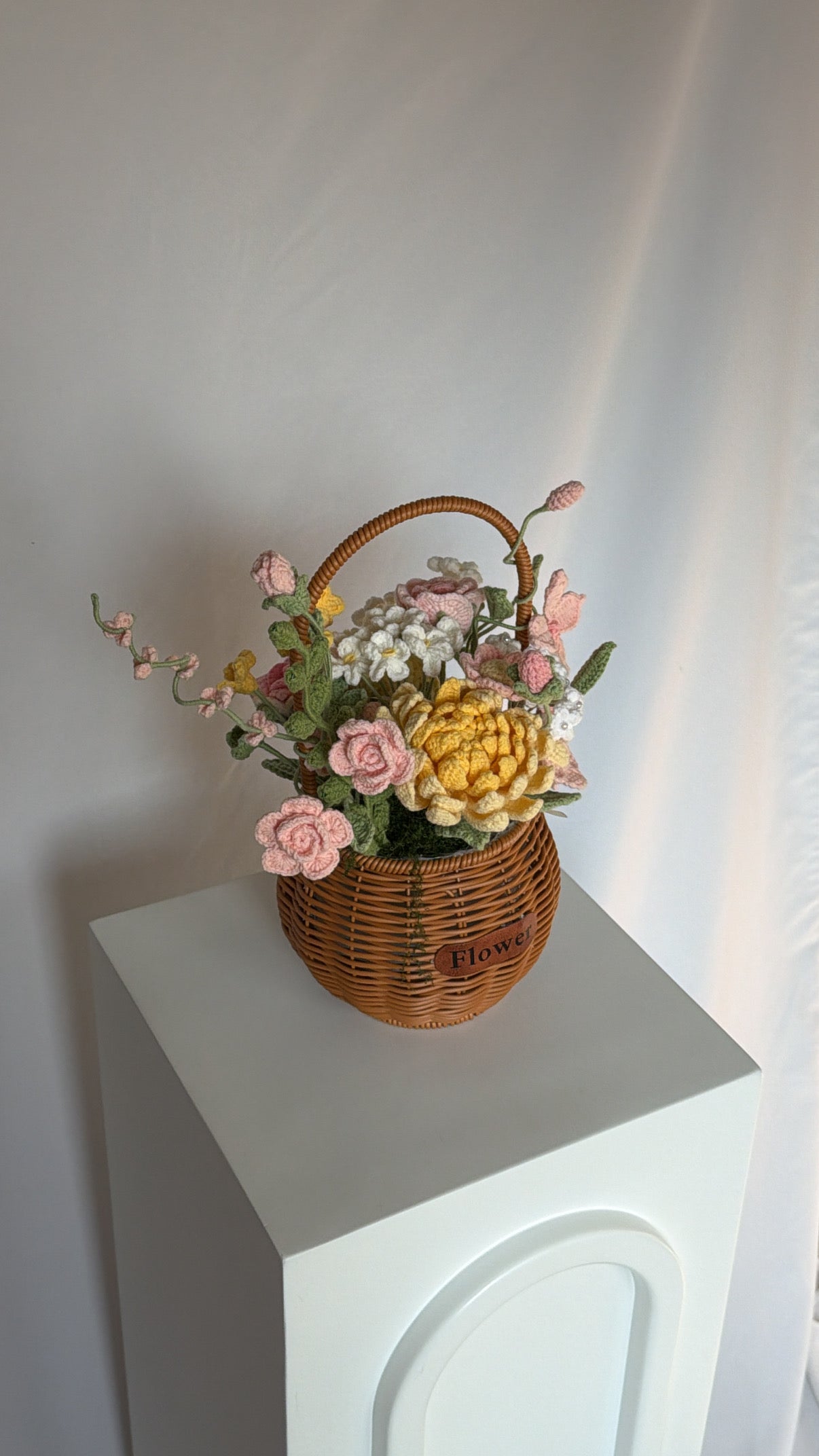 dahlia basket