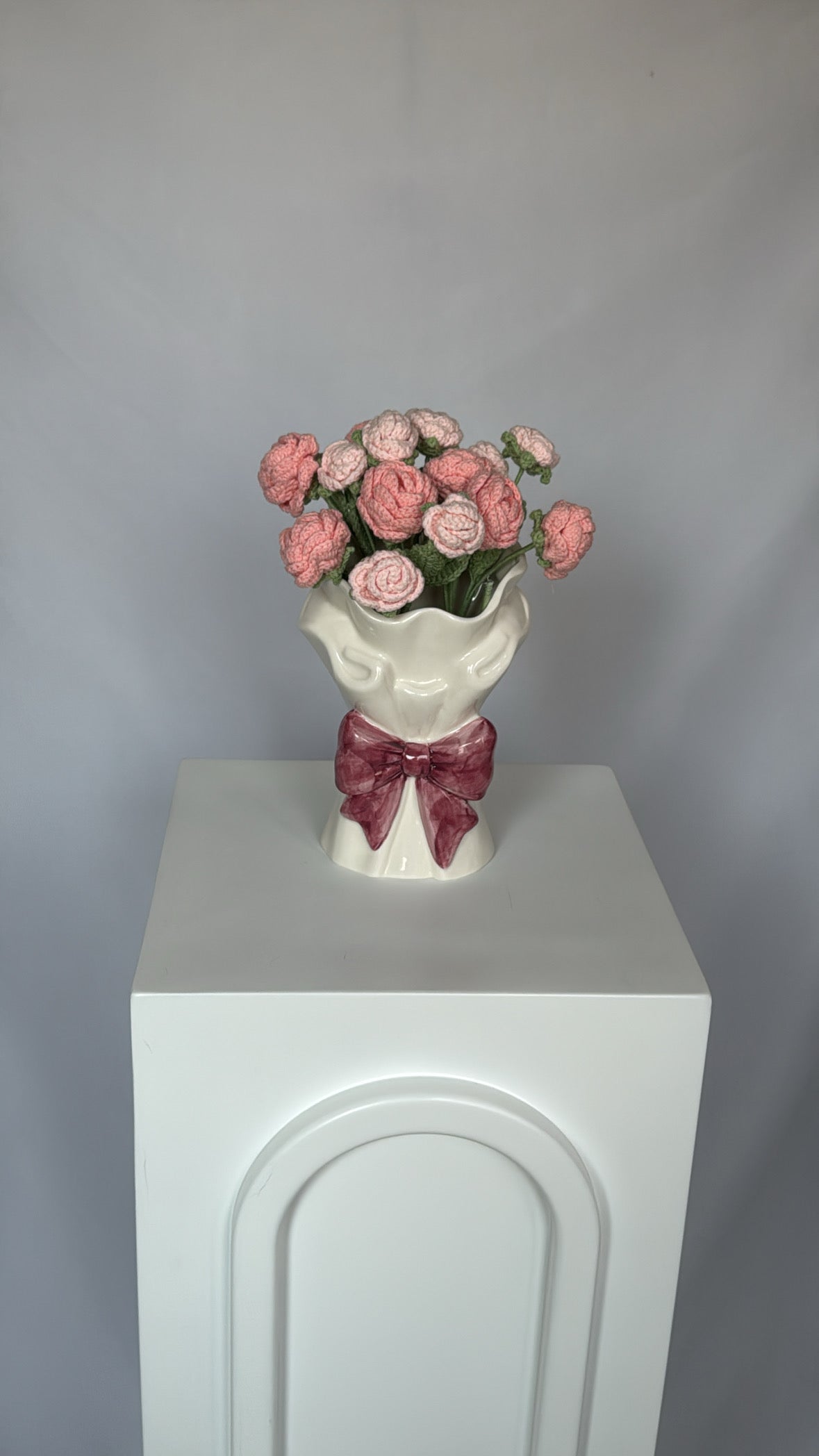 pink bow vase