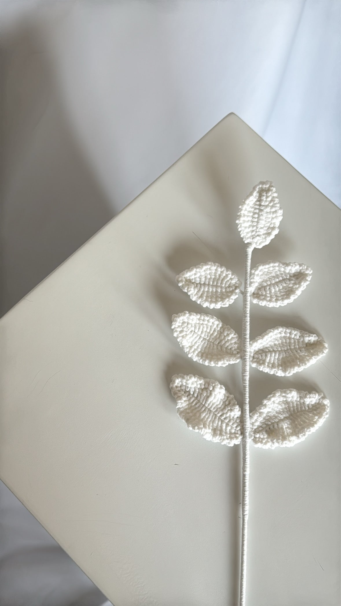 white leaves